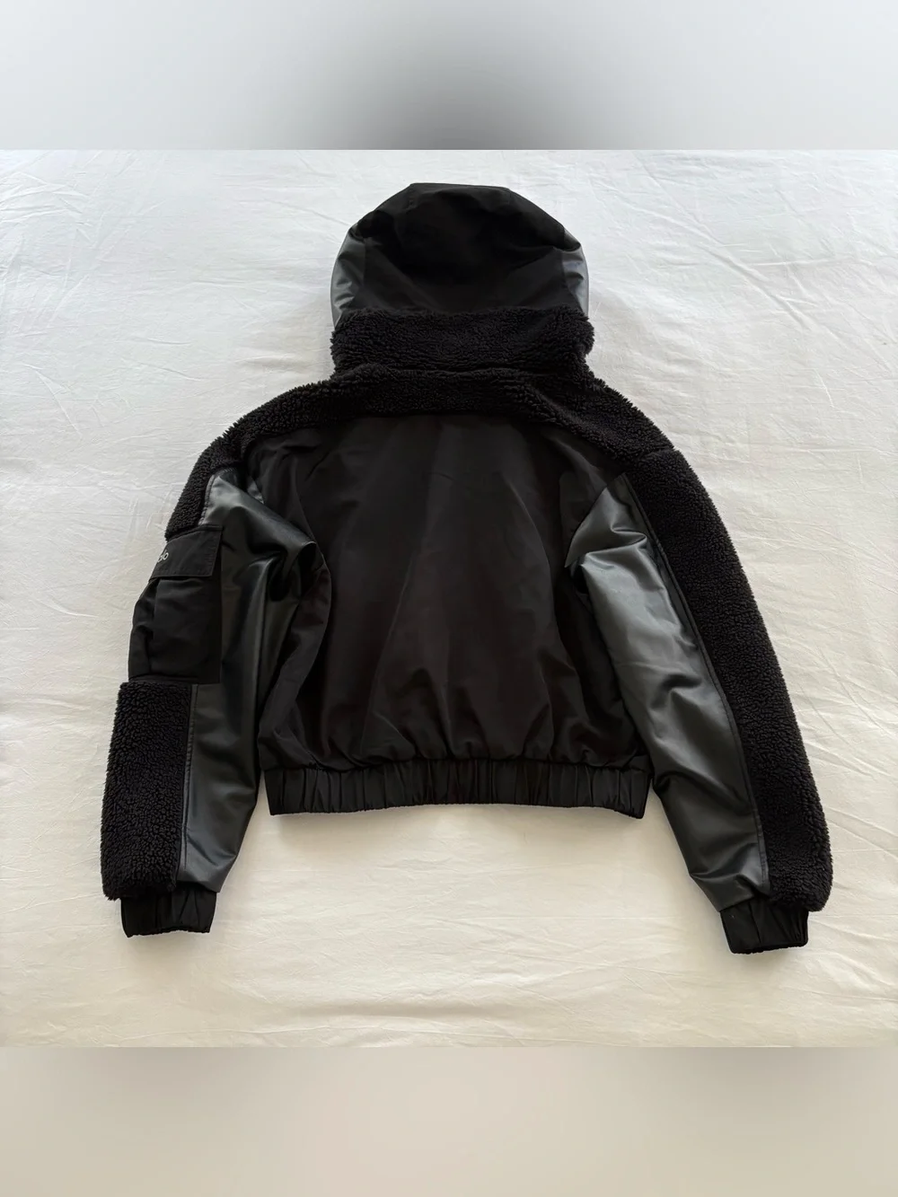 Alo Yoga Sherpa Utility Gear Jacket - Black XS